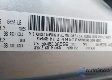 2010 Chrysler Town & Country Touring z USA, uszkodzony, nr VIN 2A4RR5D19AR299762